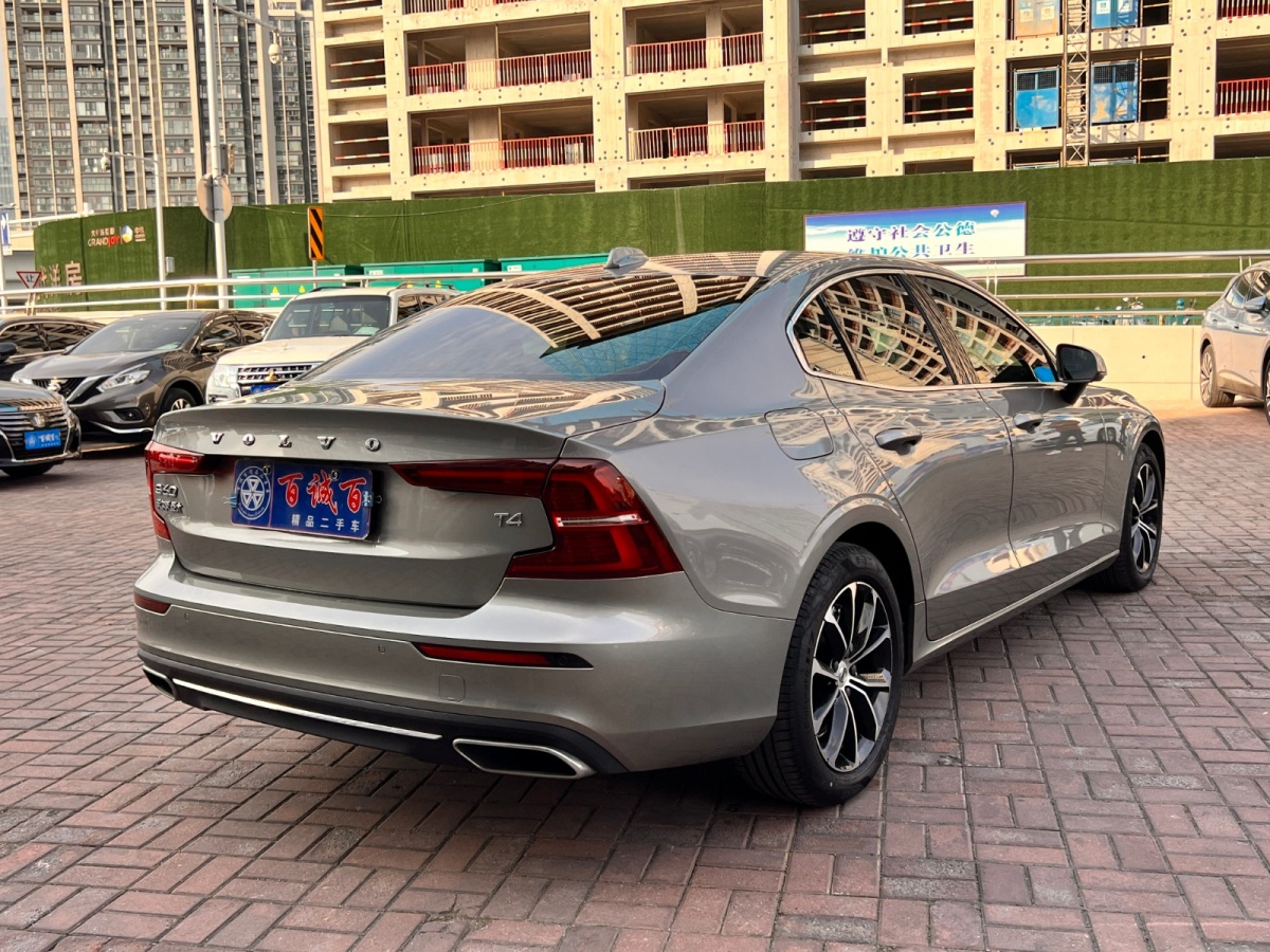 沃爾沃 S60L  2021款 T4 智逸豪華版圖片