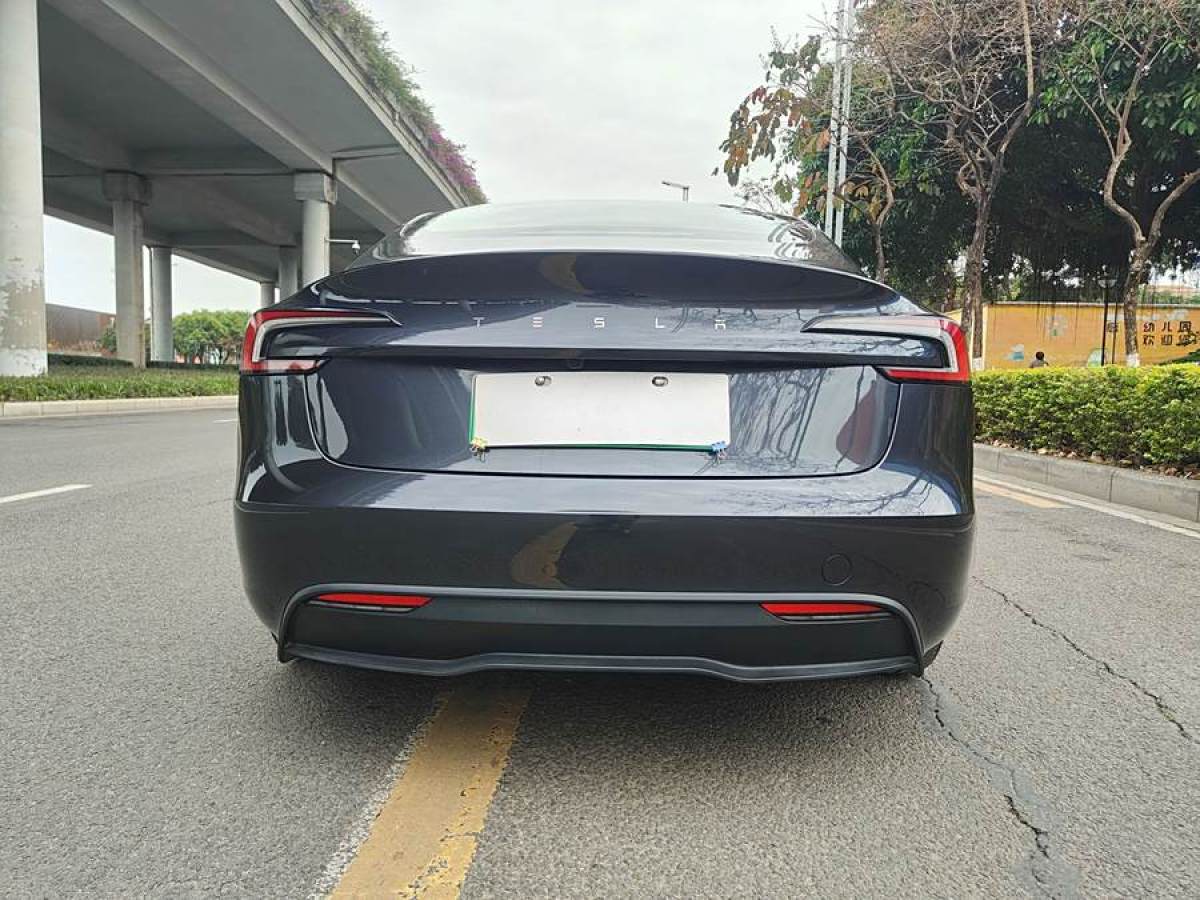 特斯拉 Model Y  2023款 后輪驅(qū)動(dòng)版圖片