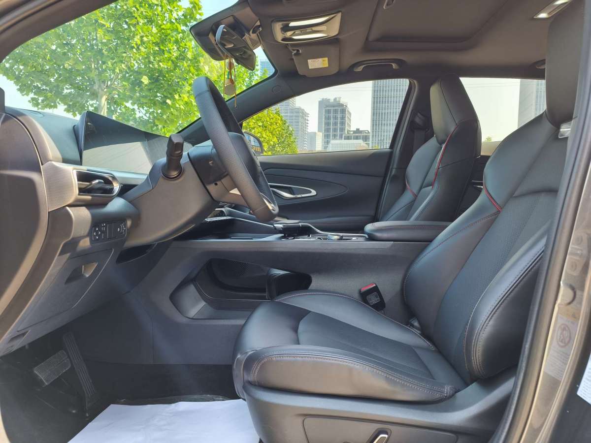 長安 UNI-T  2022款 1.5T 卓越型圖片
