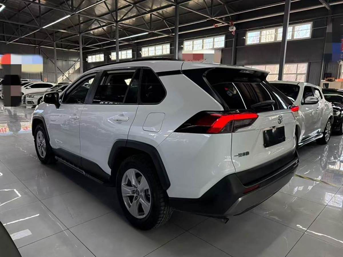 豐田 RAV4榮放  2022款 2.0L CVT兩驅都市版圖片