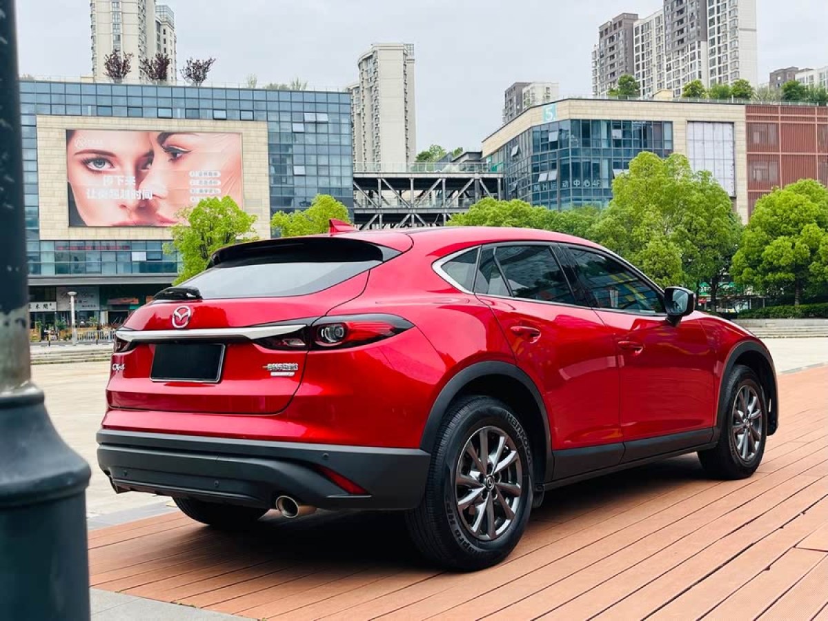 馬自達(dá) CX-4  2021款 2.0L 自動(dòng)兩驅(qū)藍(lán)天活力版圖片