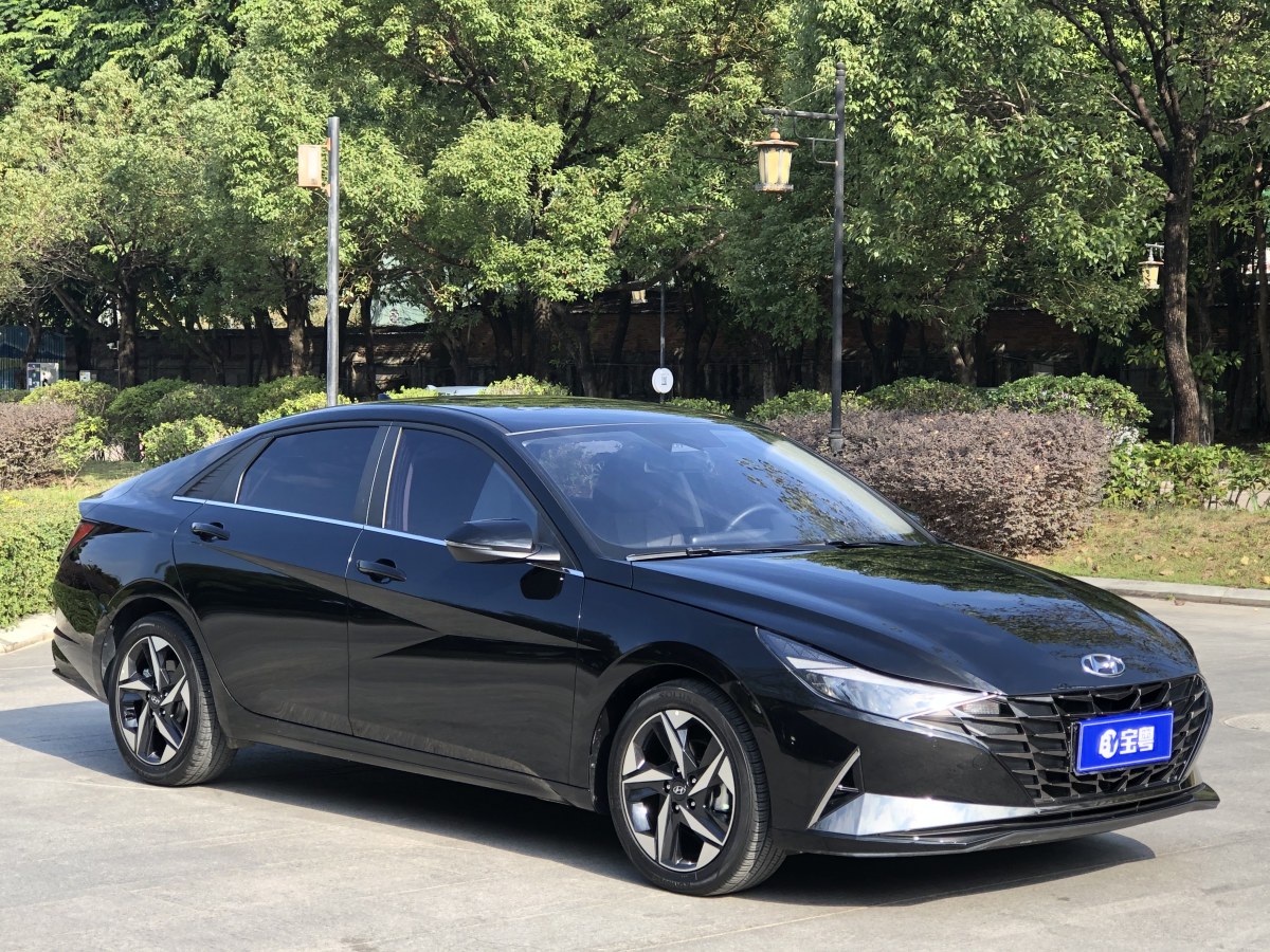 現(xiàn)代 伊蘭特  2022款 1.5L CVT LUX尊貴版圖片