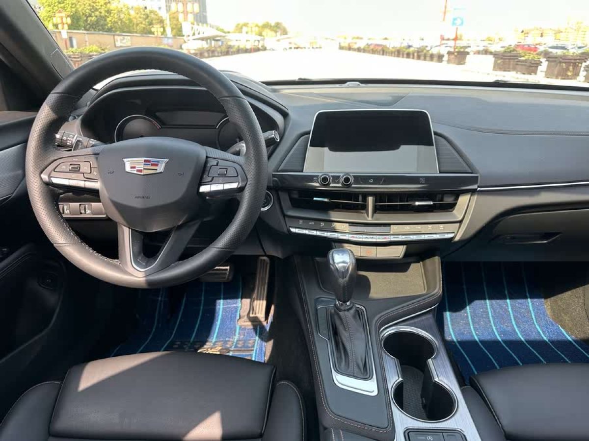 凱迪拉克 CT4  2022款 28T 豪華型圖片