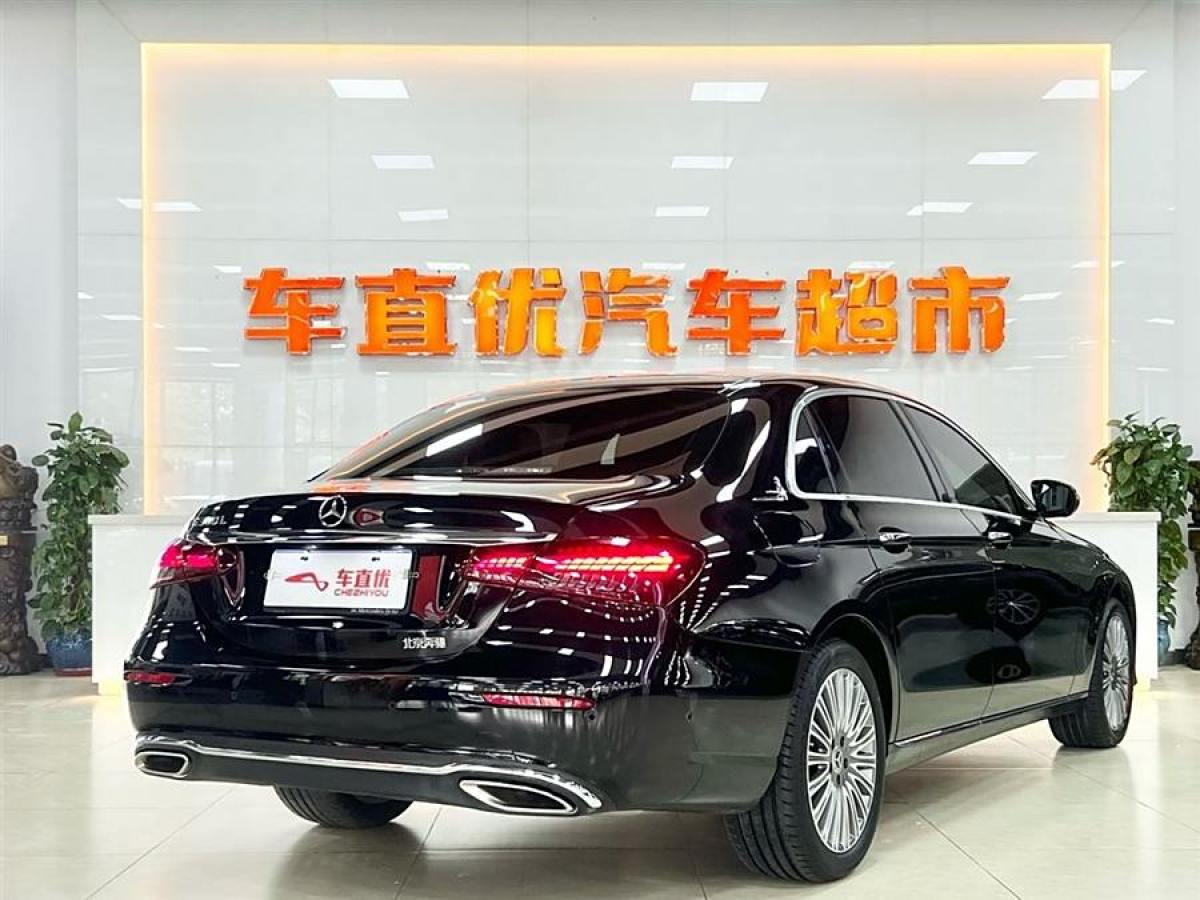 奔馳 奔馳E級  2022款 改款三 E 300 L 豪華型圖片