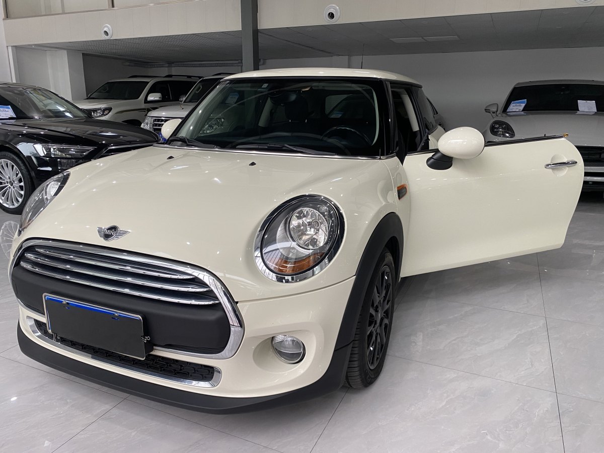 MINI MINI  2016款 1.2T ONE 先鋒派 五門版圖片