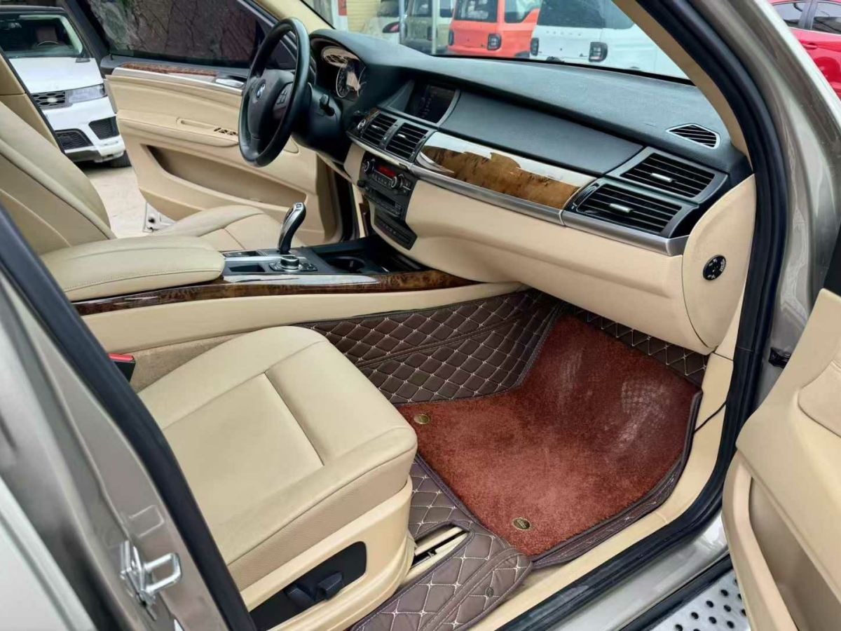 寶馬 寶馬X5  2012款 X5 xDrive30i 3.0 典雅型圖片