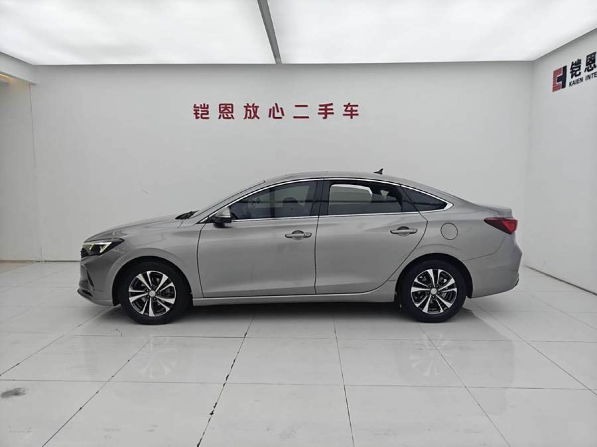 長(zhǎng)安 逸動(dòng)  2020款 PLUS 藍(lán)鯨NE 1.4T GDI DCT尊貴型圖片