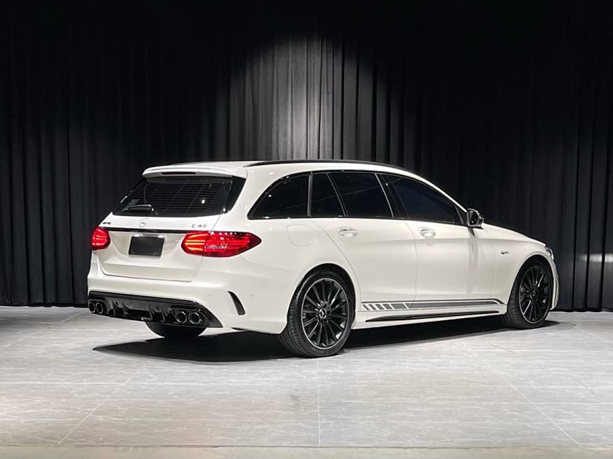 2021年3月奔馳 奔馳C級(jí)AMG  2019款 AMG C 43 4MATIC 旅行轎車(chē) 特別版