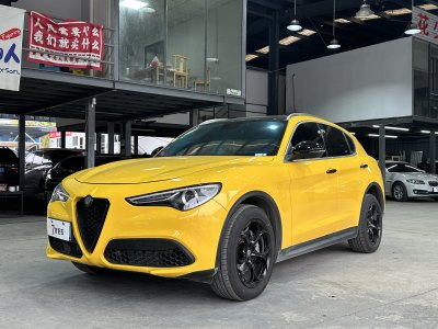 2017年9月 阿爾法·羅密歐 Stelvio 2.0T 200HP 豪華版圖片