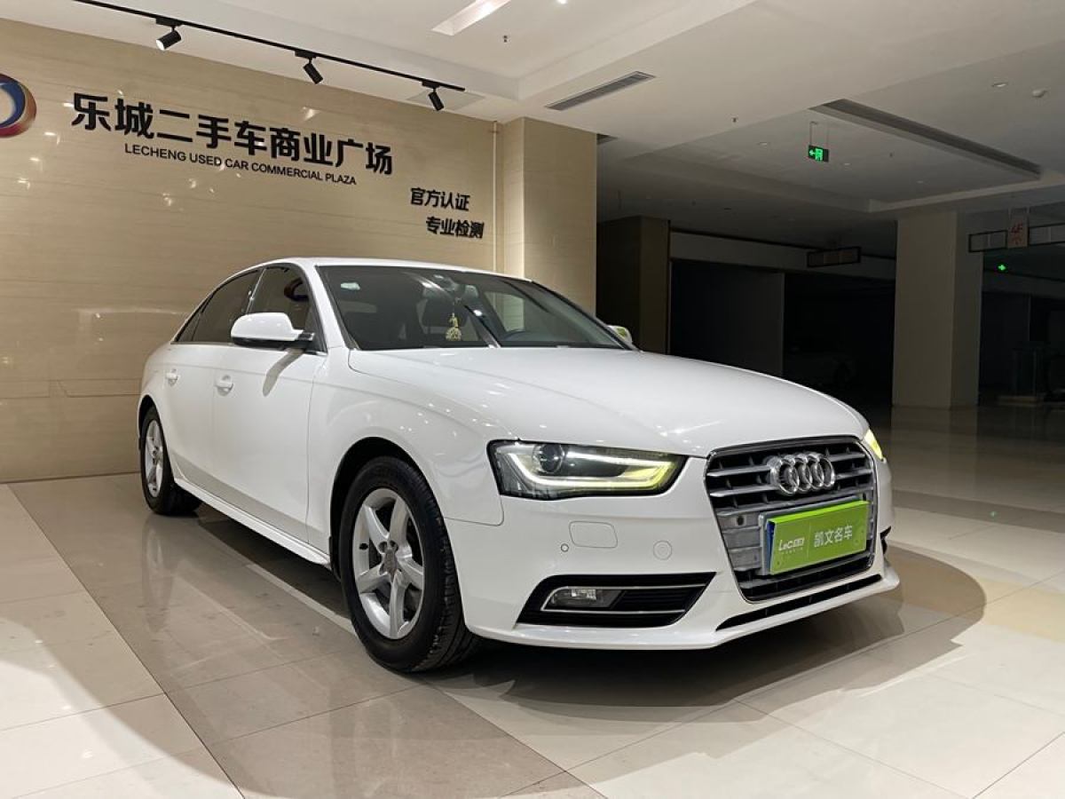 奧迪 奧迪A4L  2013款 35 TFSI 自動標(biāo)準(zhǔn)型圖片