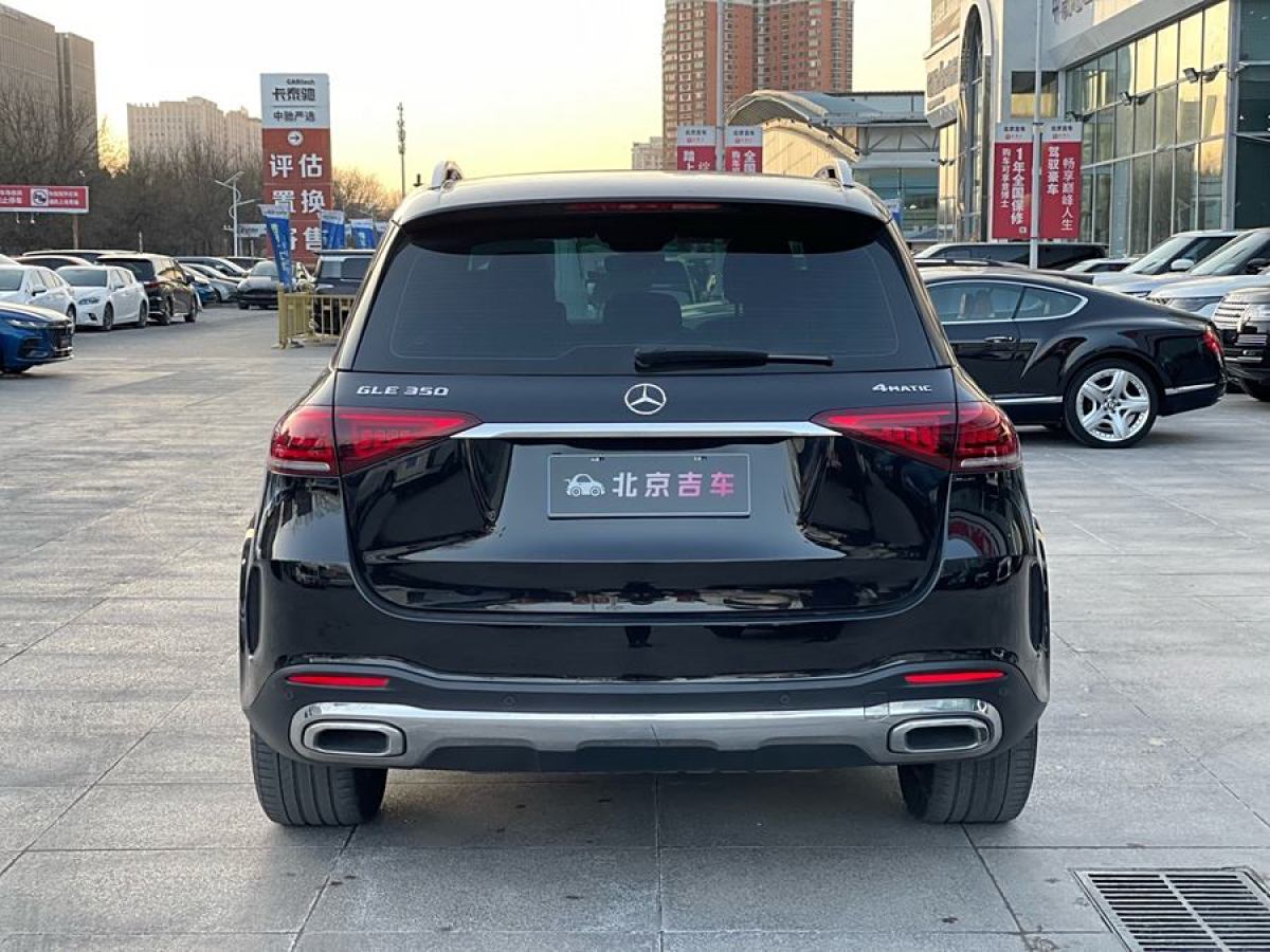 奔馳 奔馳GLE  2024款 改款 GLE 350 4MATIC 時(shí)尚型圖片