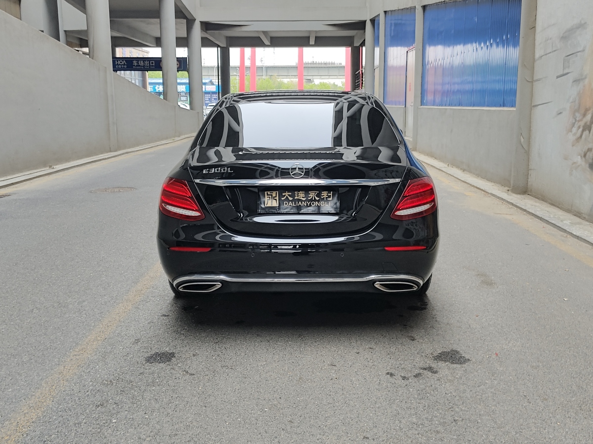 2019年5月奔馳 奔馳E級(jí)  2019款 改款 E 300 L 時(shí)尚型