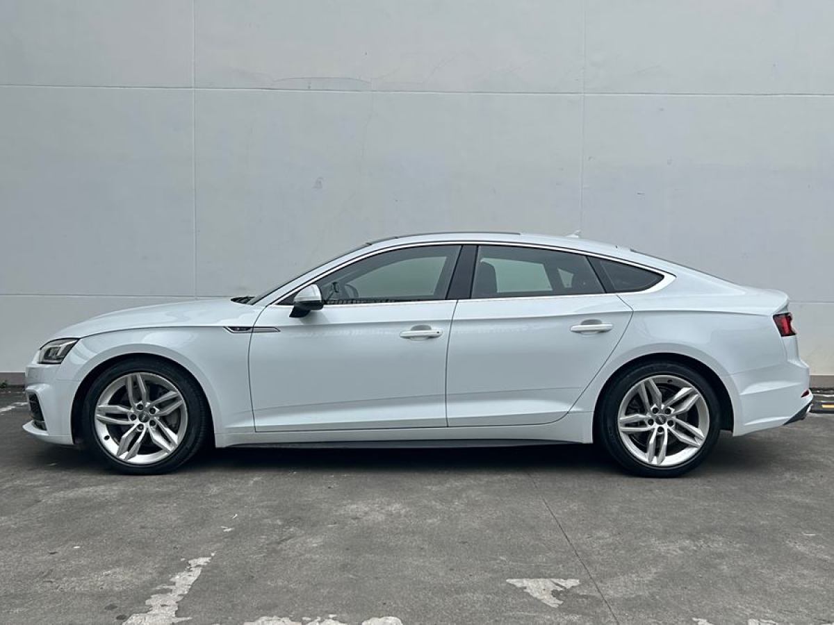 奧迪 奧迪A5  2017款 Sportback 45 TFSI 時(shí)尚型圖片