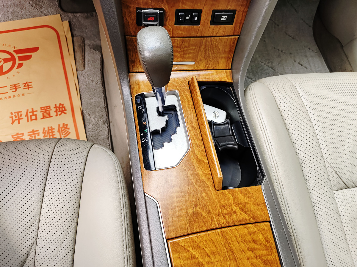 豐田 凱美瑞  2009款 240V G-BOOK智能導(dǎo)航版圖片