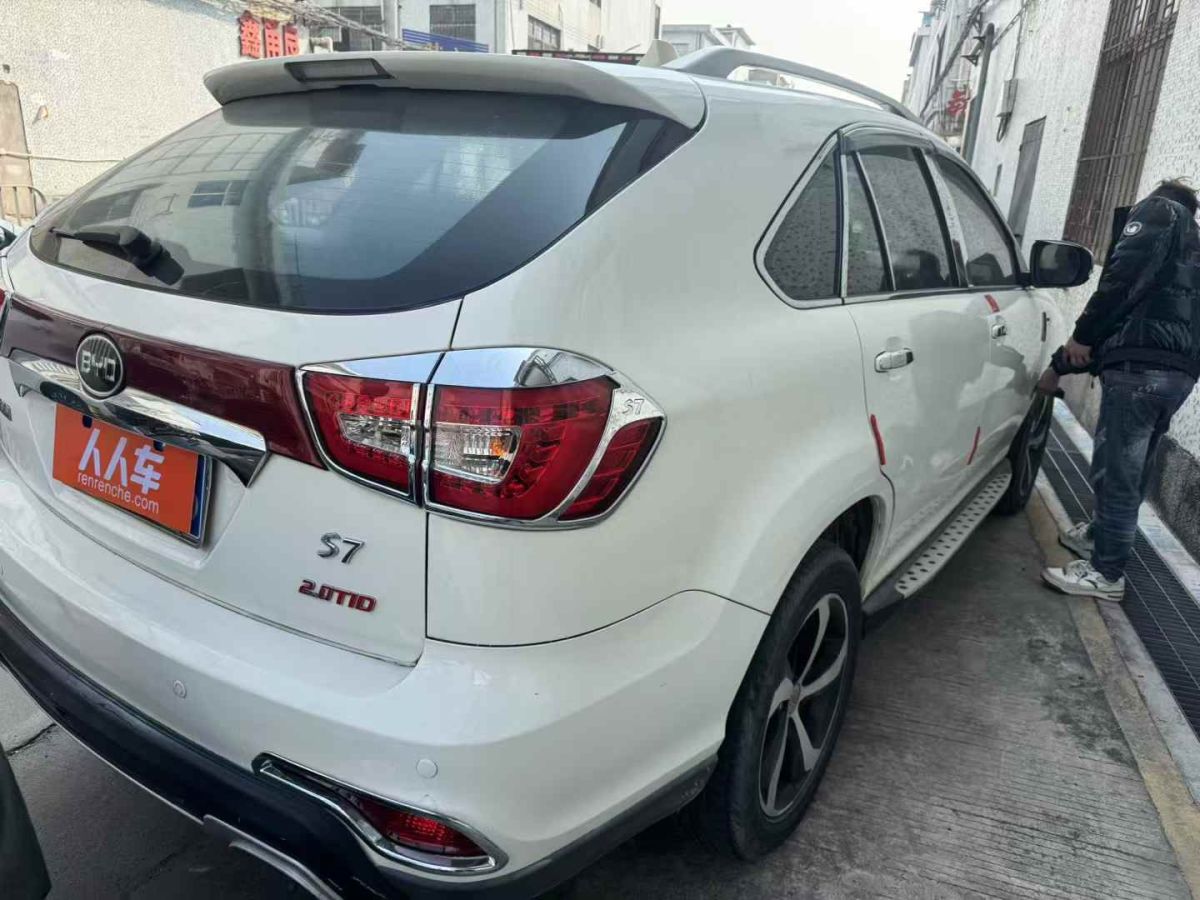 比亞迪 S7  2015款 2.0TID 升級(jí)版尊貴型圖片