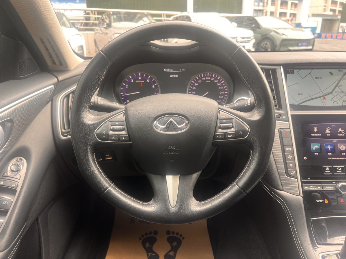 英菲尼迪 Q50L  2015款 2.0T 悅享版圖片