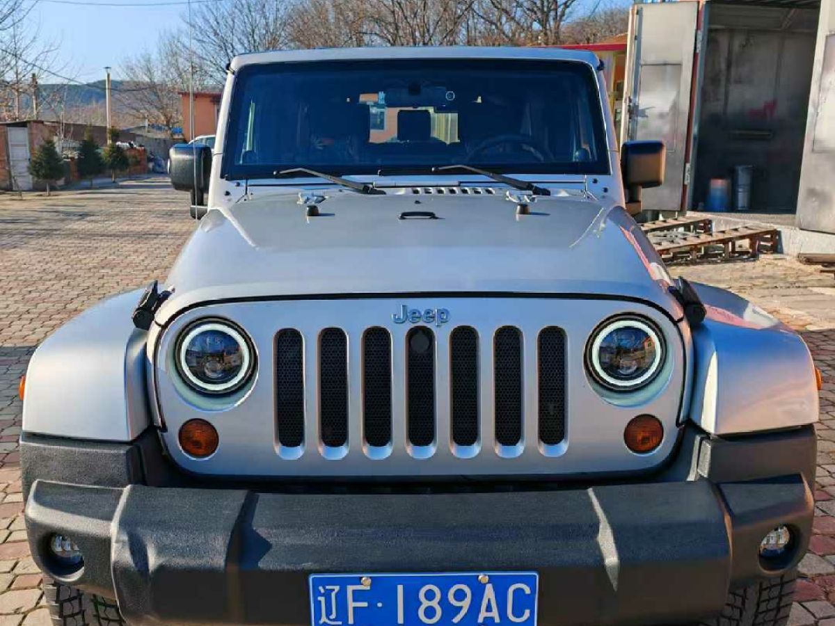 Jeep 牧馬人  2009款 3.8L Rubicon 兩門(mén)版圖片