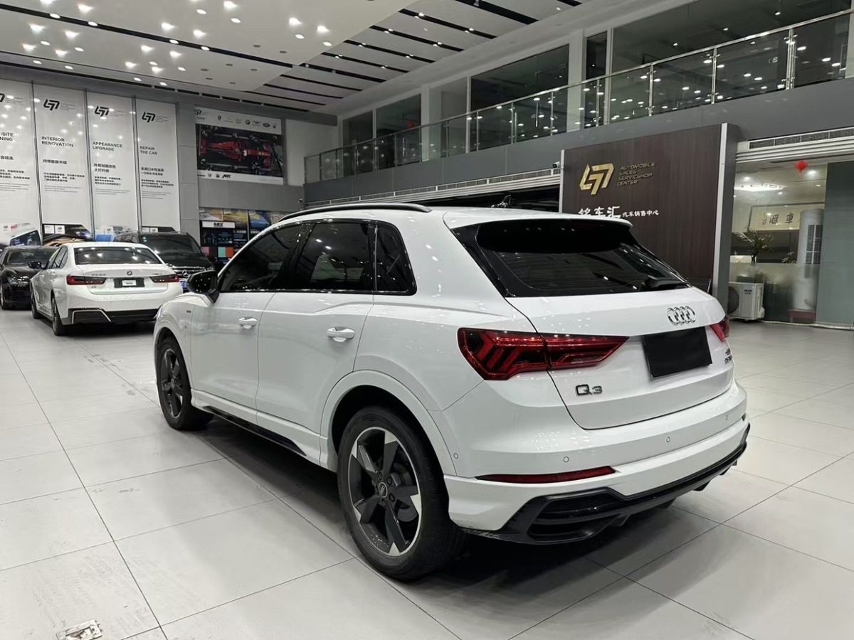 奧迪 奧迪Q3  2021款 35 TFSI 時(shí)尚致雅型圖片