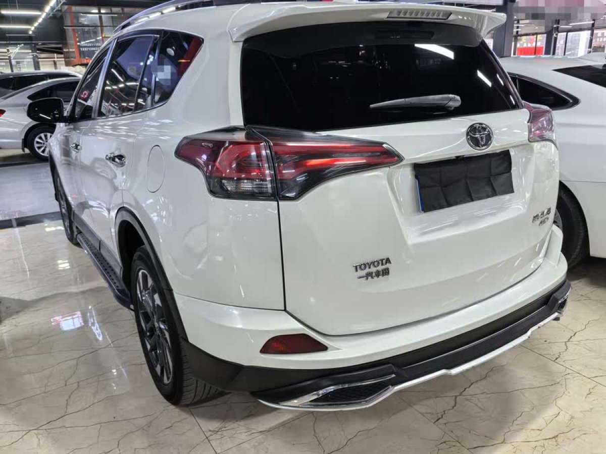 豐田 RAV4榮放  2018款 2.5L 自動(dòng)四驅(qū)精英i版圖片