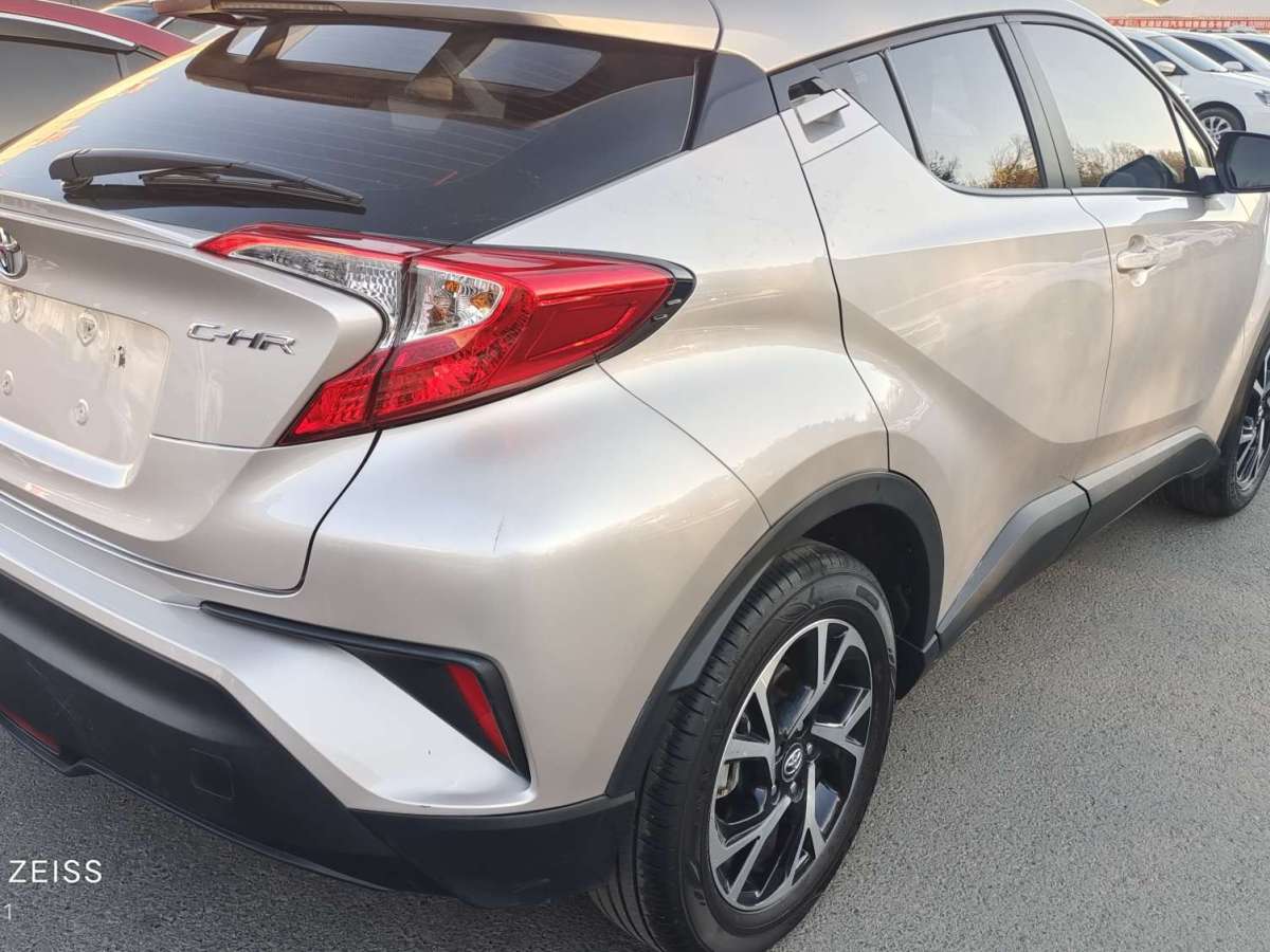 豐田 C-HR  2020款 2.0L 舒適版圖片