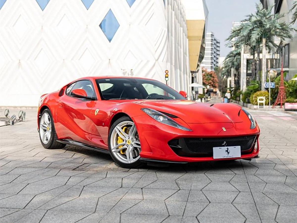 2019年6月法拉利 812 Superfast  2017款 6.5L 標(biāo)準(zhǔn)型