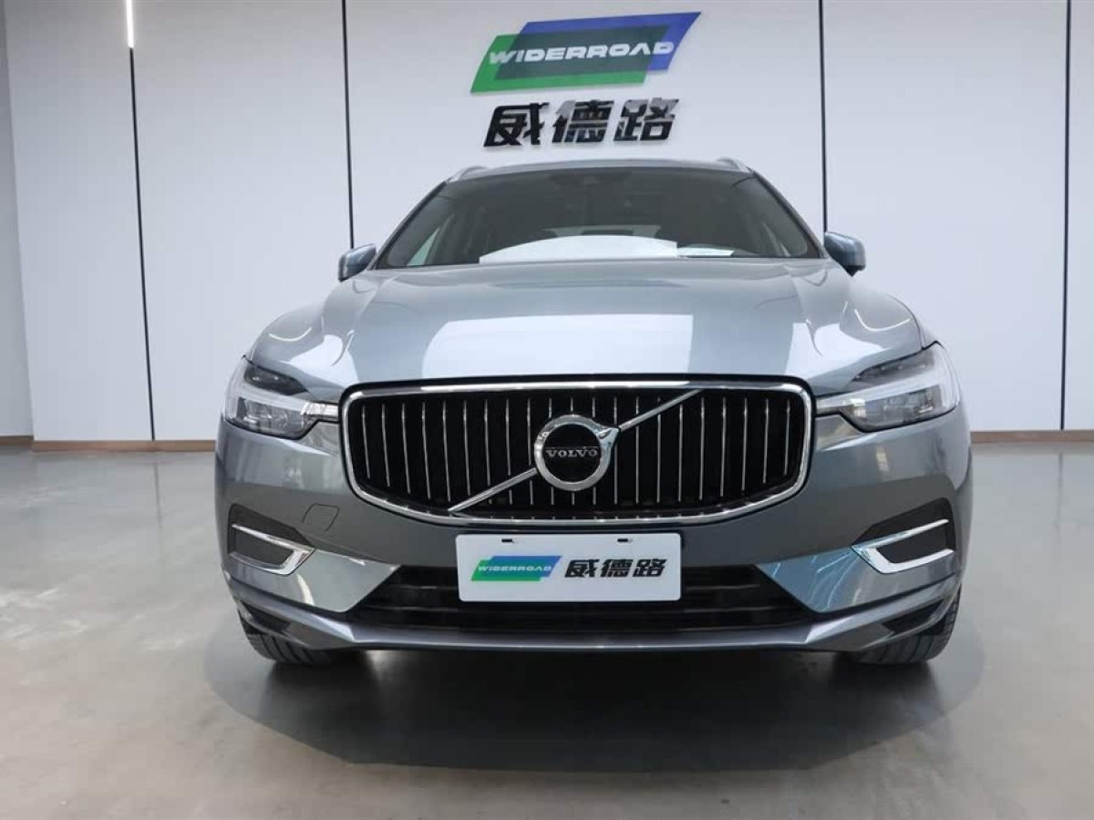 沃爾沃 XC60  2021款 T5 四驅(qū)智逸豪華版圖片