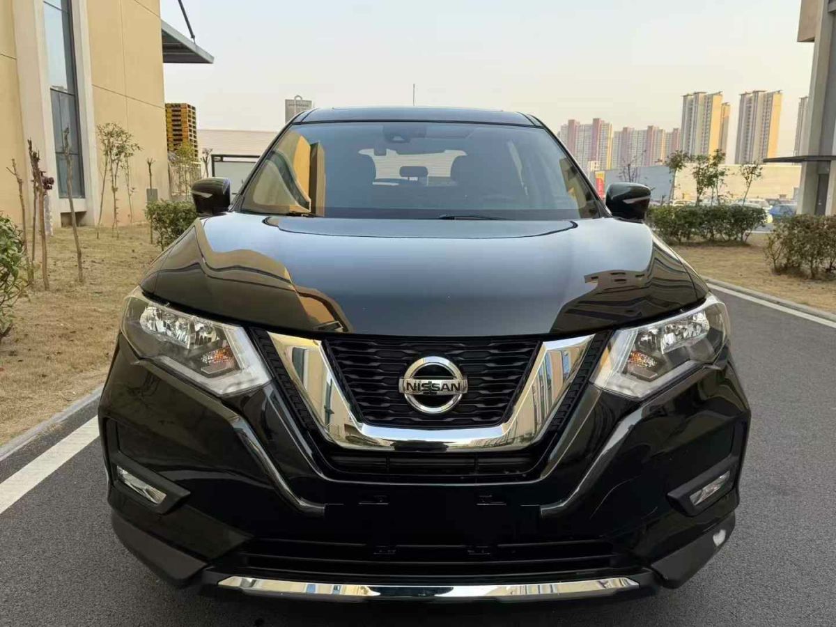 日產(chǎn) 奇駿  2019款 2.0L CVT七座舒適版 2WD圖片