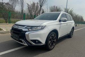 歐藍(lán)德 三菱 2.0L 兩驅(qū)暢享版 5座