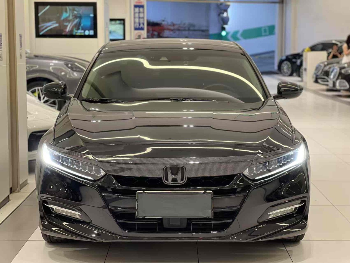 2019年8月本田 雅閣  2018款  銳?混動 2.0L 銳智版 國VI