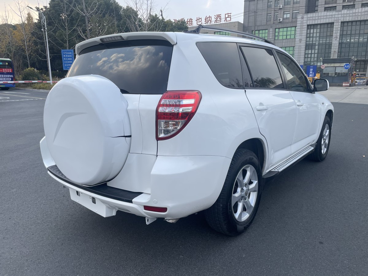 豐田 RAV4榮放  2010款 2.0L 自動豪華升級版圖片