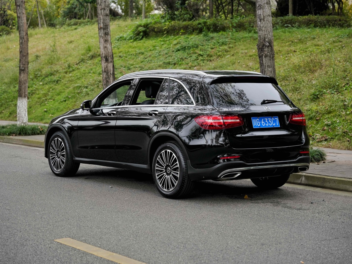 奔馳 奔馳GLC  2019款 GLC 260 4MATIC 動感型圖片