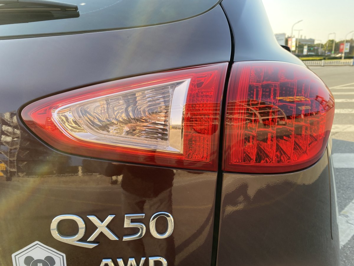 英菲尼迪 QX50  2015款 2.5L 悅享版圖片