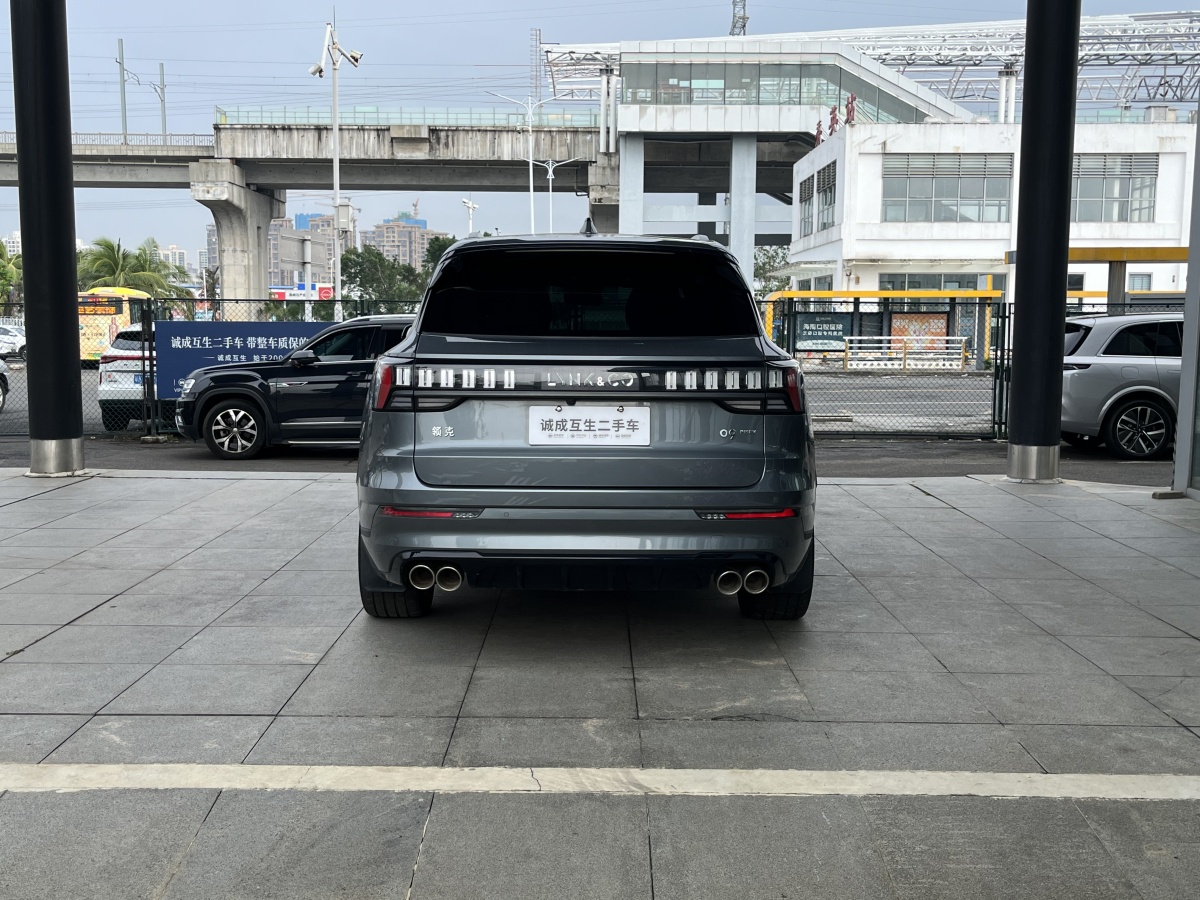 領(lǐng)克 領(lǐng)克09新能源  2021款 2.0T PHEV Halo 六座圖片