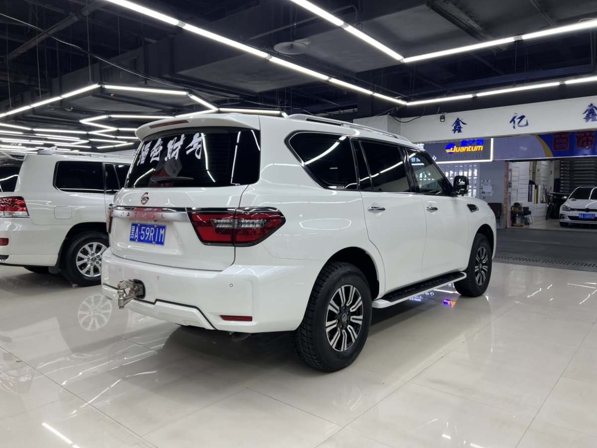 日產(chǎn) 途樂  2018款 4.0L 領英型圖片