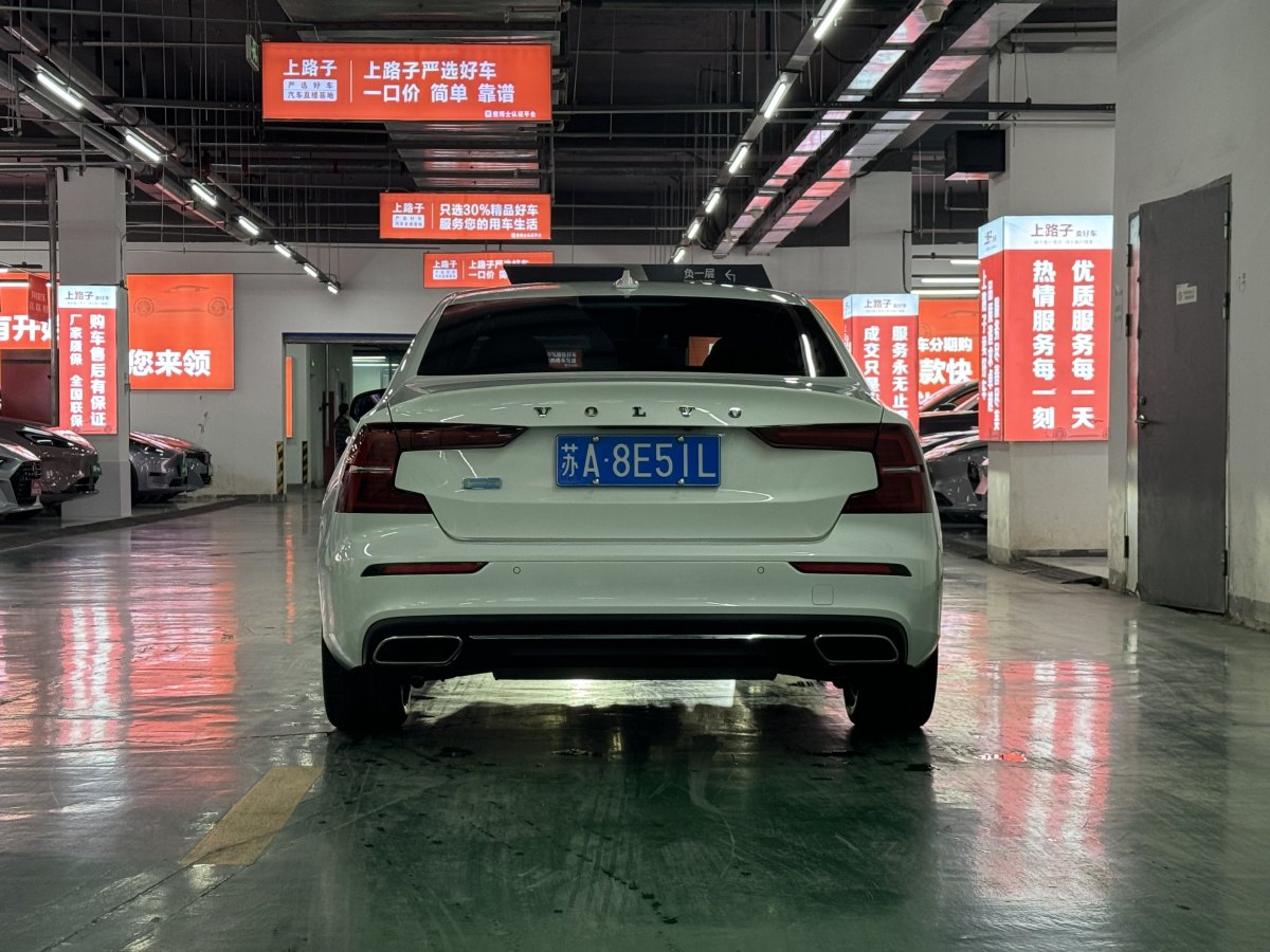 沃爾沃 S60  2017款 L 2.0T T4 智遠(yuǎn)版圖片