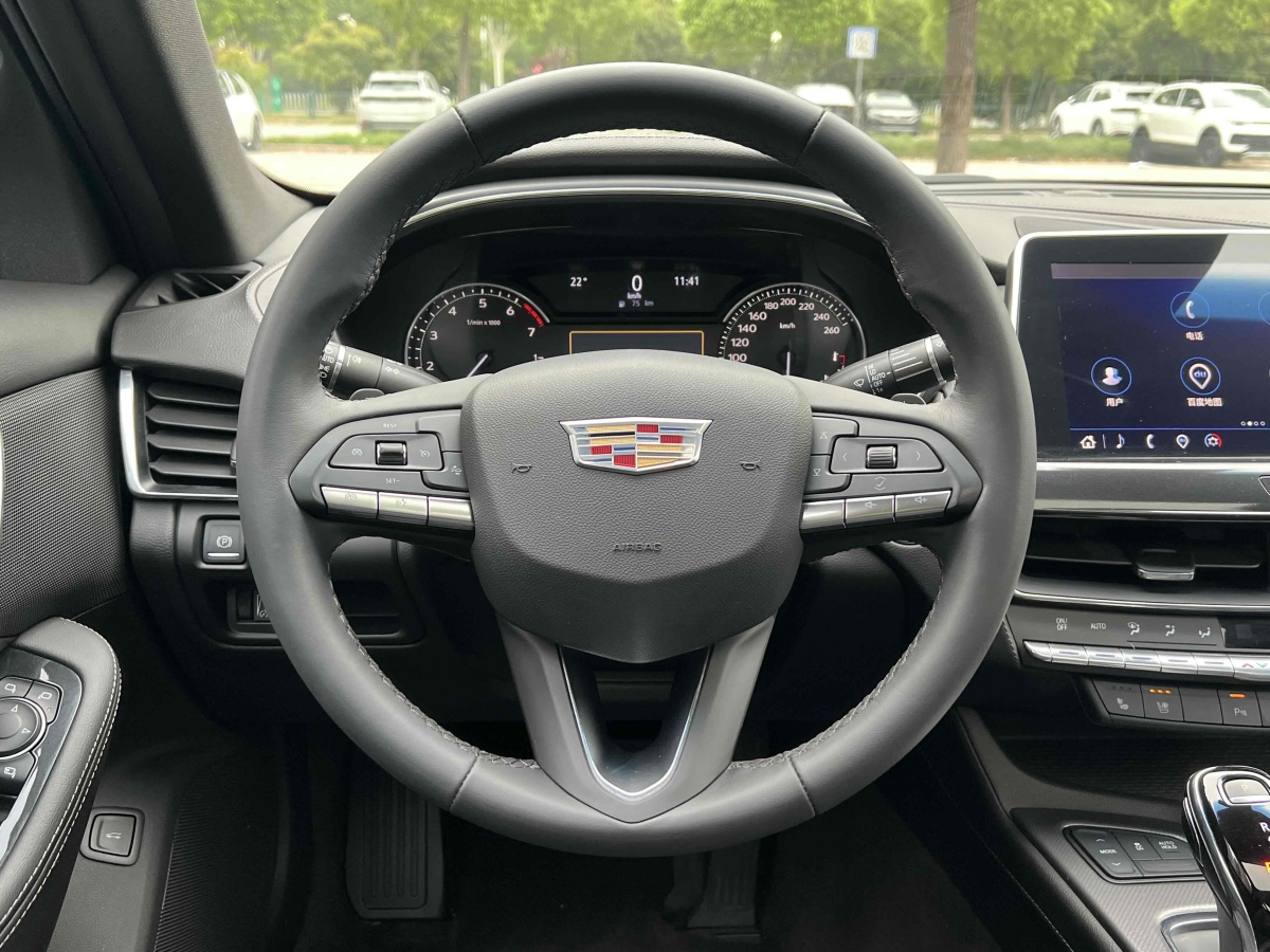 2022年8月凱迪拉克 CT5  2023款 28T 豪華型（標(biāo)準(zhǔn)版）