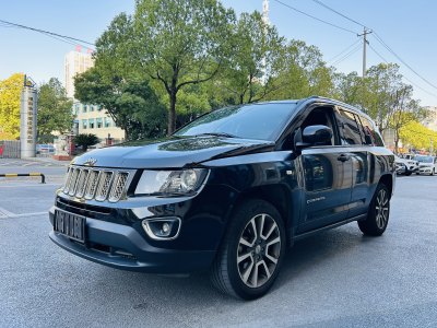 2014年1月 Jeep 指南者(進(jìn)口) 2.0L 兩驅(qū)豪華版圖片