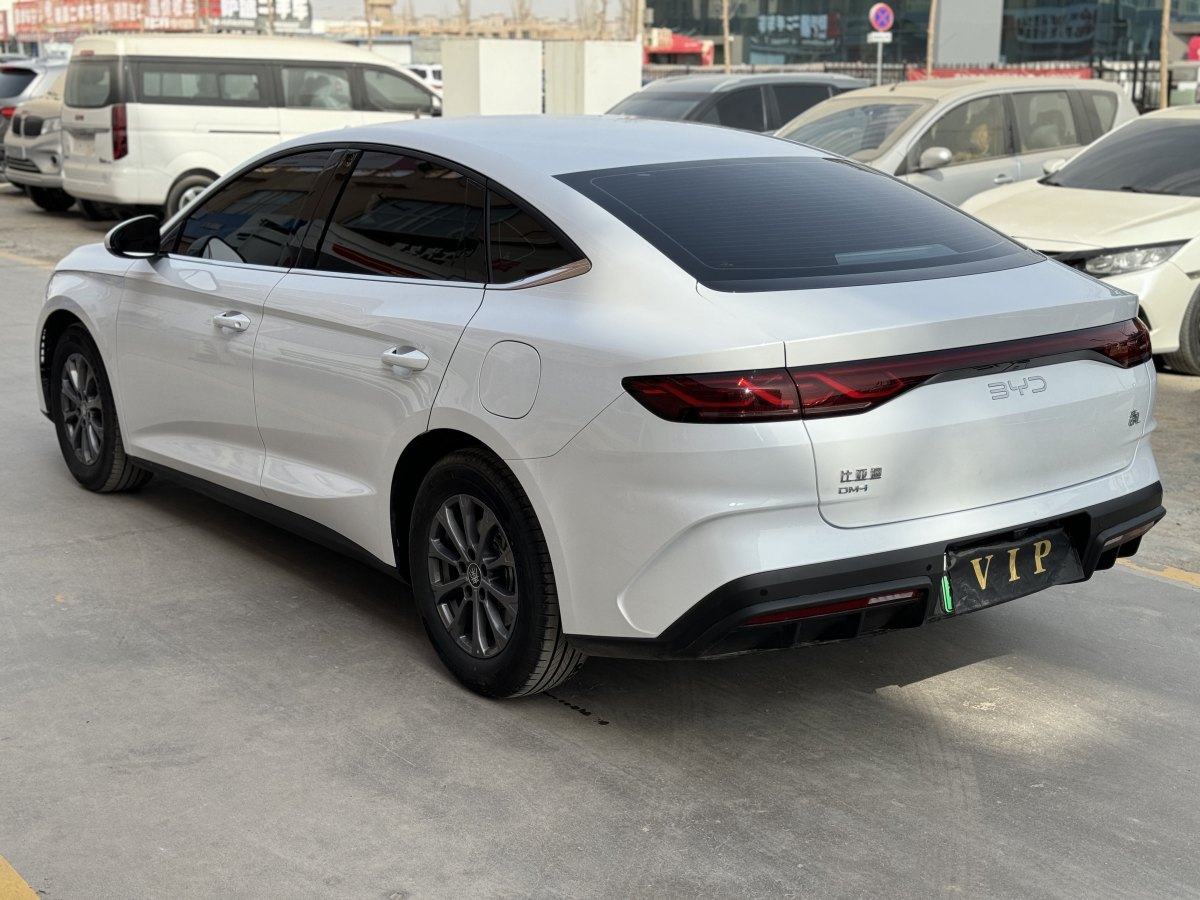 比亞迪 秦L  2024款 DM-i 80KM領(lǐng)先型圖片