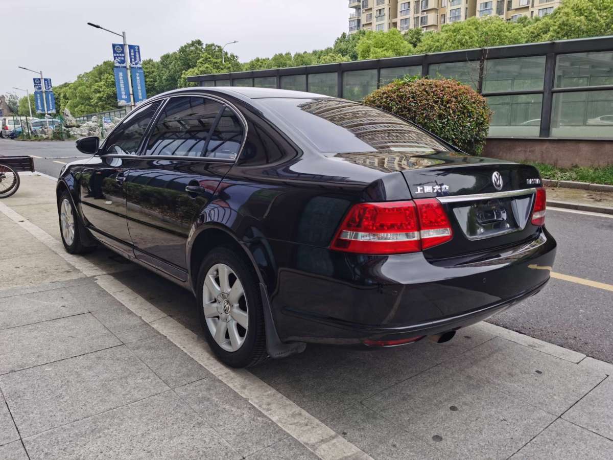 大眾 Passat領(lǐng)馭  2009款 2.0L MFI 自動(dòng)尊享型圖片