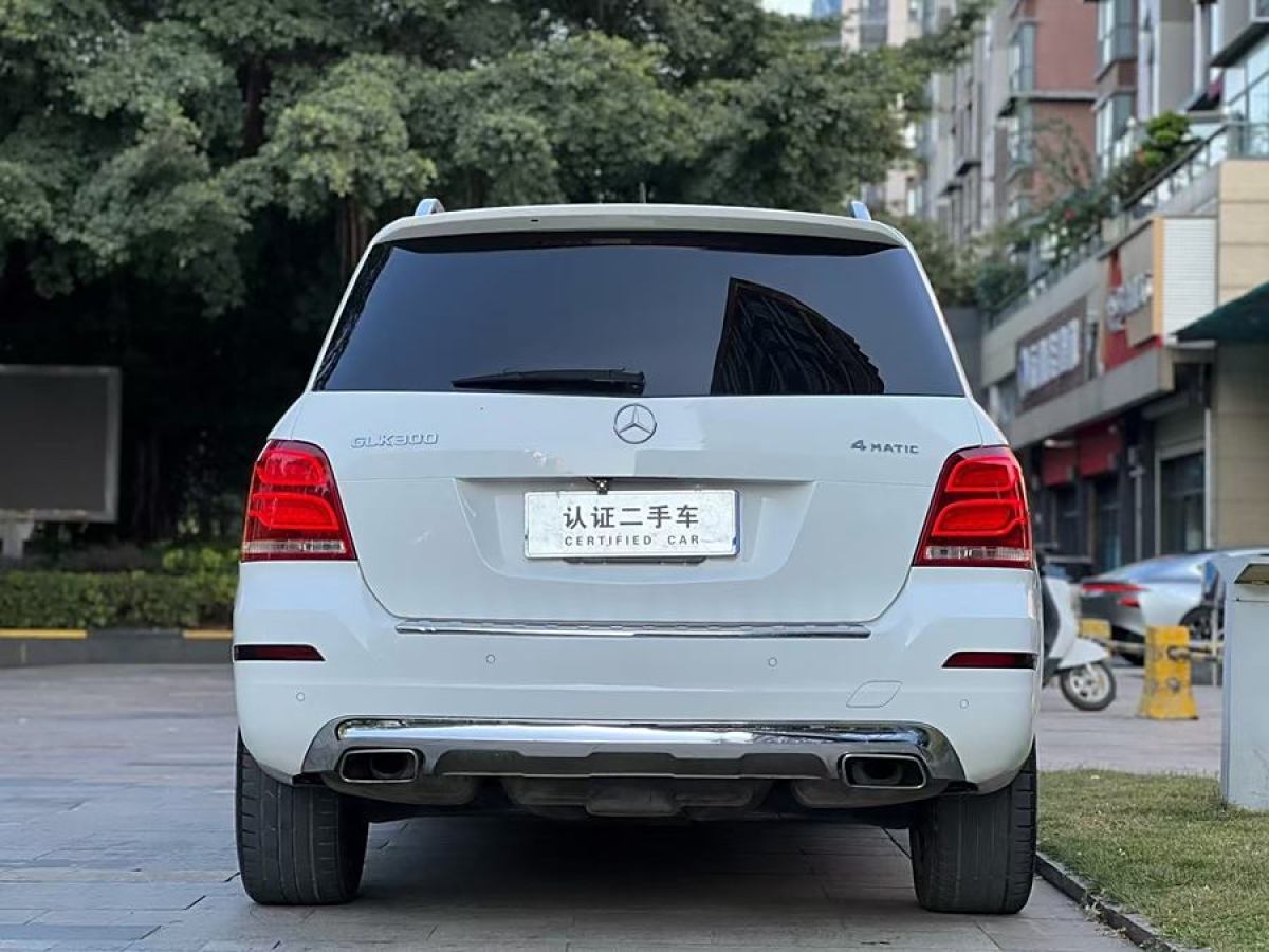 奔馳 奔馳GLK級  2013款 GLK 300 4MATIC 動(dòng)感天窗型圖片