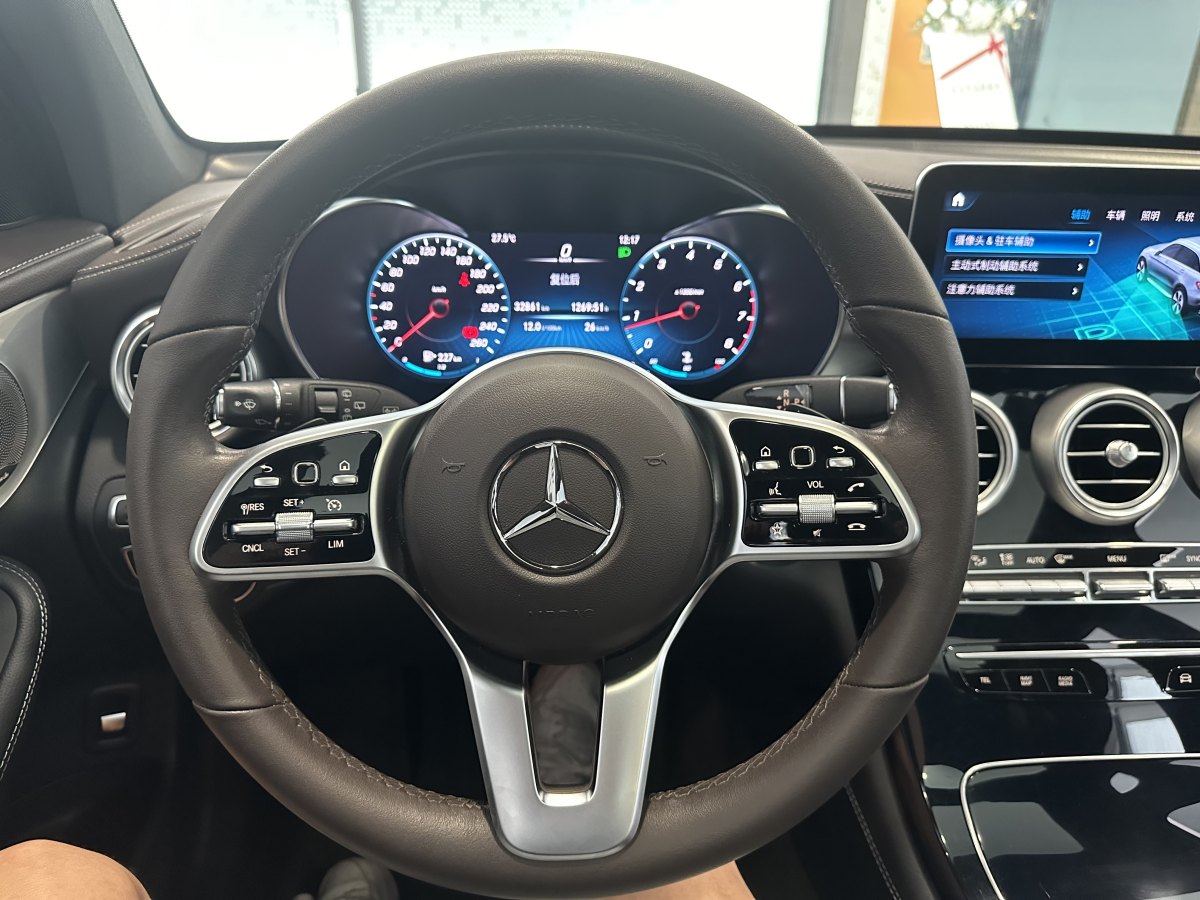 2021年6月奔馳 奔馳GLC  2021款 GLC 260 L 4MATIC 動感型