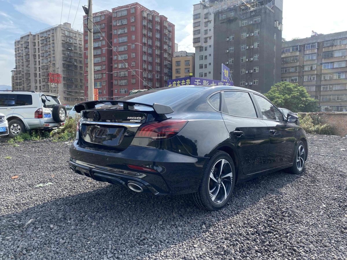 名爵 名爵6  2021款 1.5T 自動(dòng)領(lǐng)潮版圖片