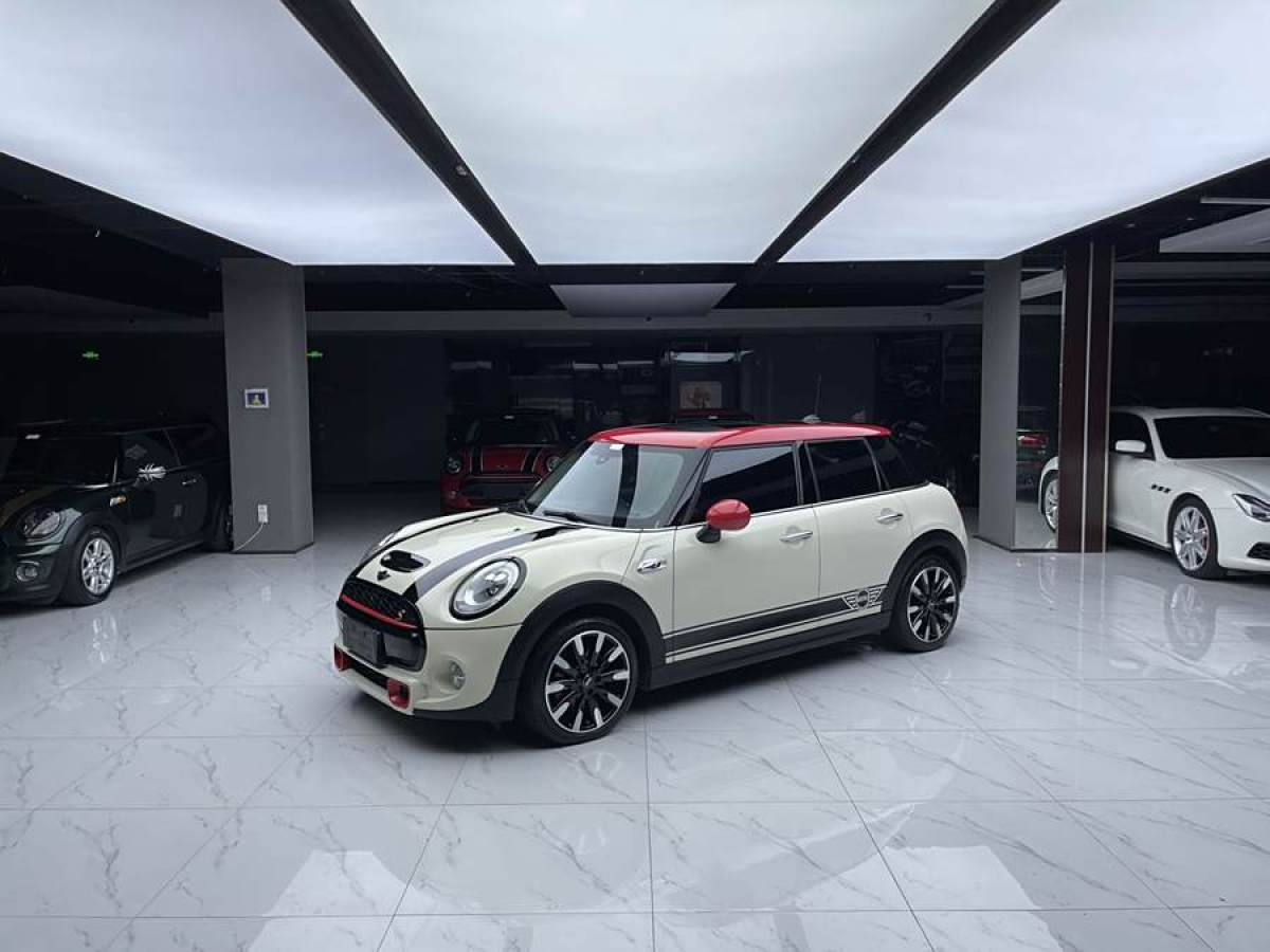 2017年3月MINI MINI  2016款 2.0T COOPER S 五門版