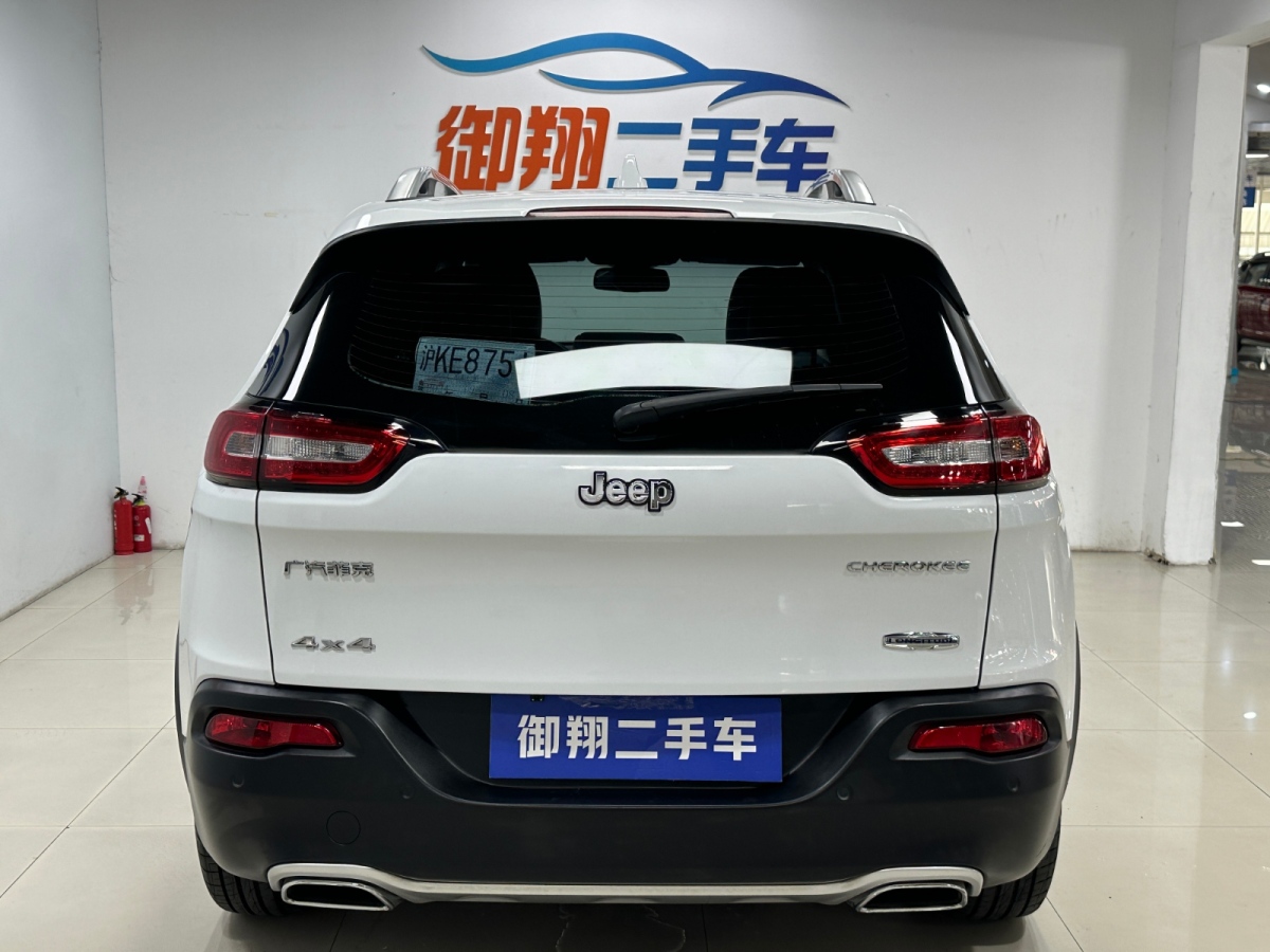 Jeep 自由光  2016款 2.4L 专业版图片