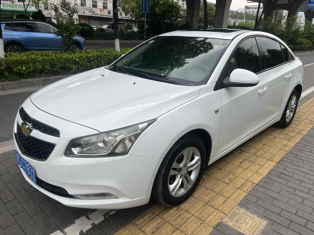 雪佛蘭 科魯茲  2015款 1.5L 經(jīng)典 SE MT圖片