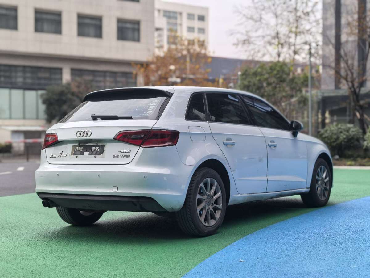 奧迪 奧迪A3  2015款 Sportback 35 TFSI 百萬紀念智領型圖片