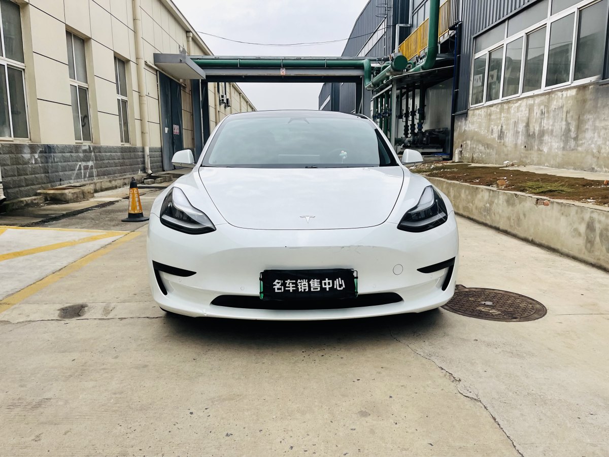 2020年8月特斯拉 Model 3  2019款 標(biāo)準(zhǔn)續(xù)航后驅(qū)升級版