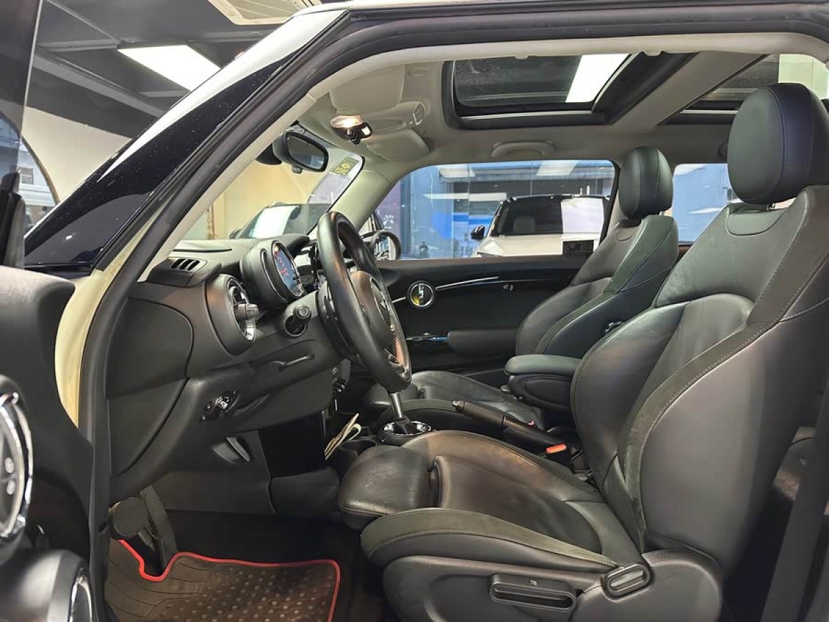 MINI MINI  2016款 2.0T COOPER S 先鋒派圖片
