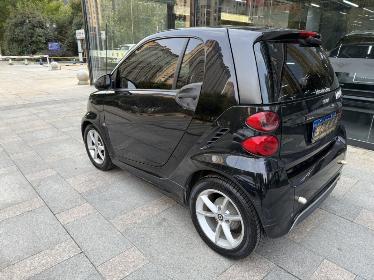 smart fortwo  2014款 1.0T 硬頂城市光波激情版圖片