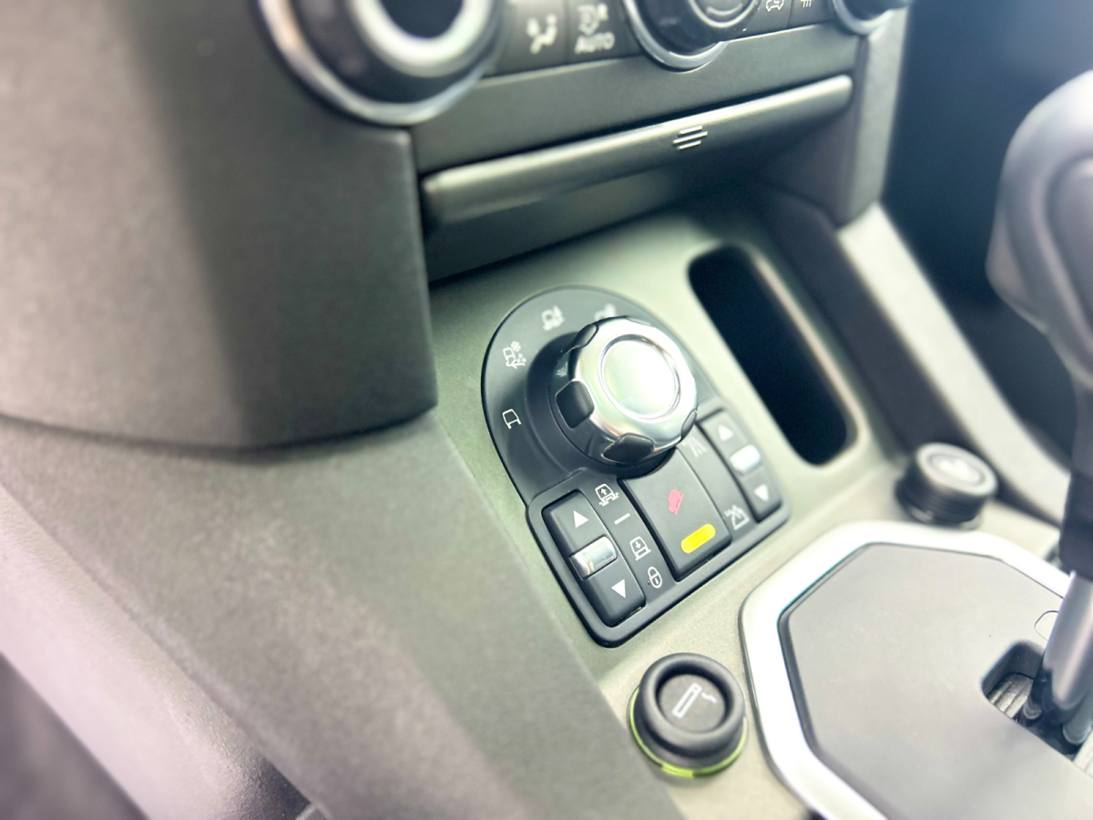 路虎 發(fā)現(xiàn)  2012款 3.0 SDV6 HSE 柴油版圖片